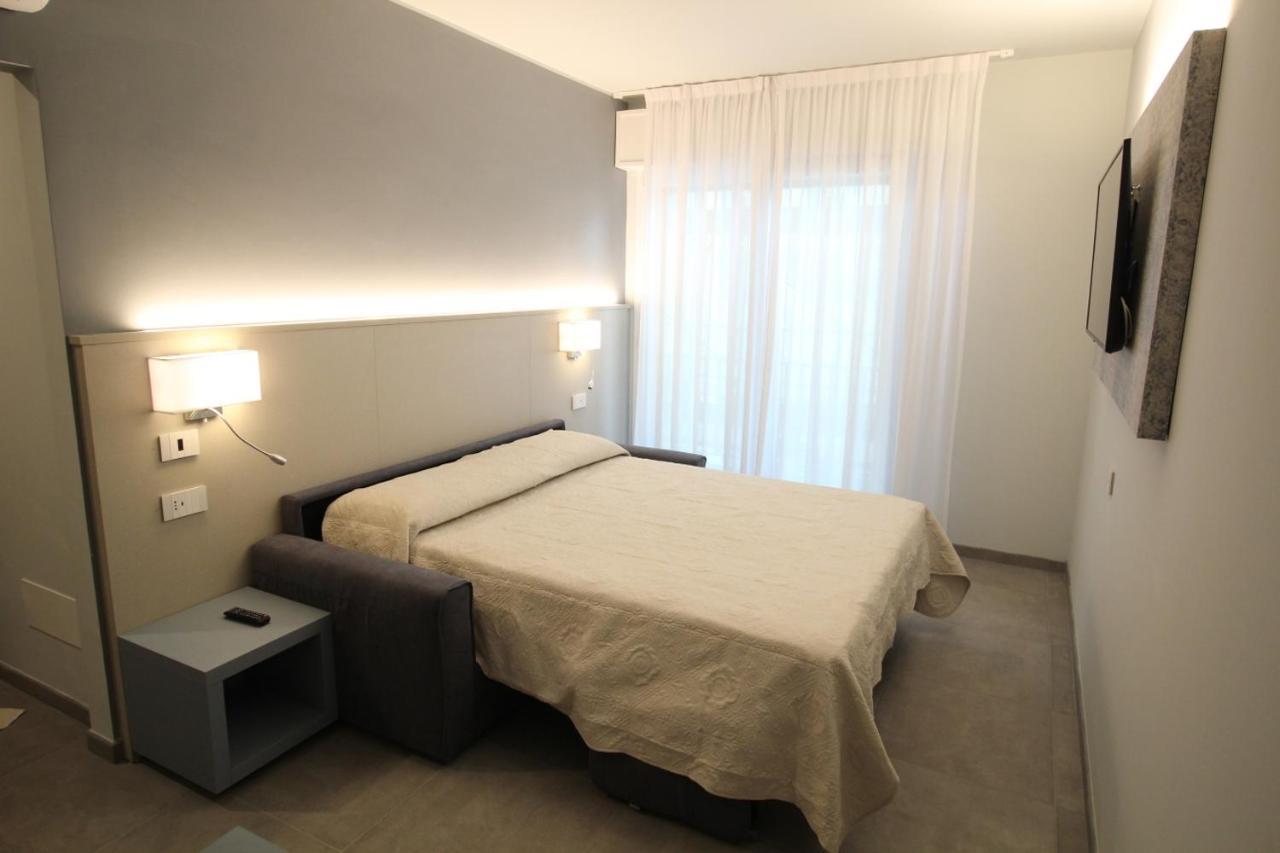 Persea Mare Appartamenti Taggia Exterior foto