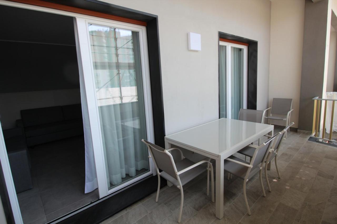 Persea Mare Appartamenti Taggia Exterior foto