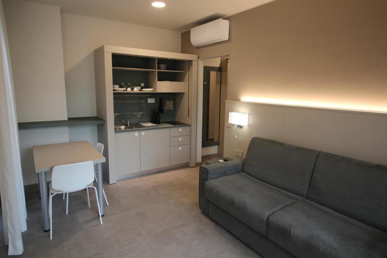 Persea Mare Appartamenti Taggia Exterior foto