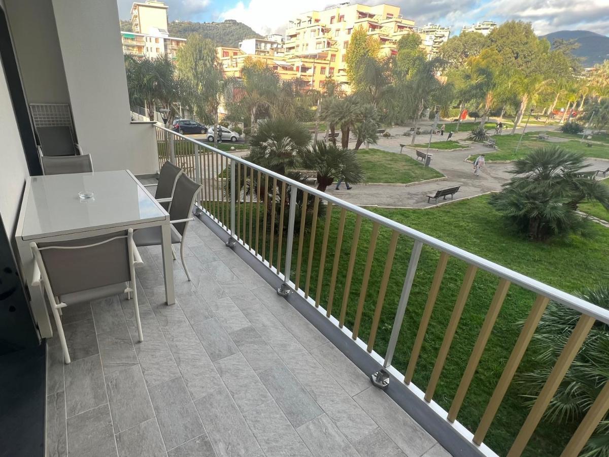 Persea Mare Appartamenti Taggia Exterior foto